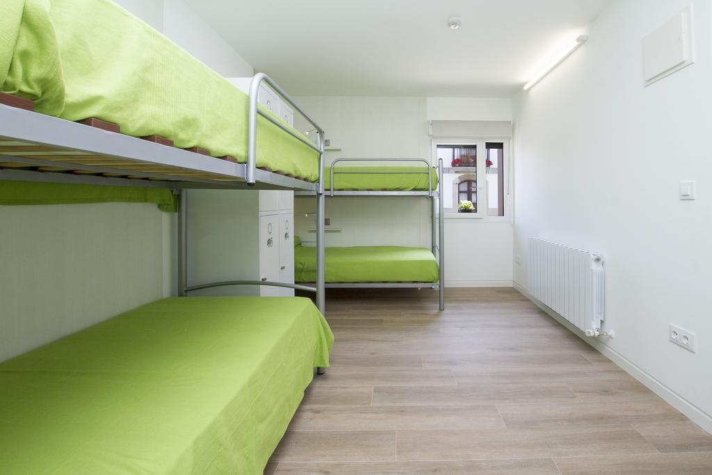 Lekeitio Aterpetxea Hostel Номер фото